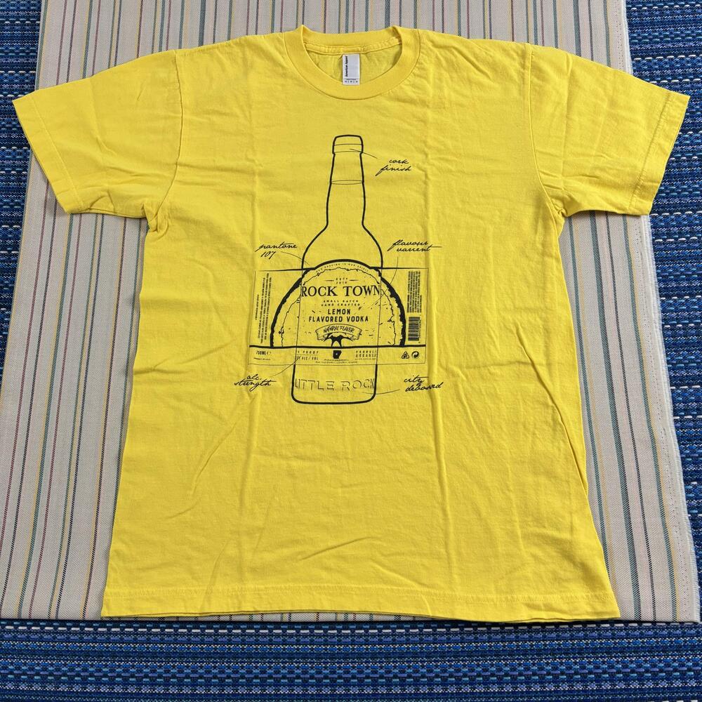Rock Town Lemon Vodka Shirt Mens Medium Yellow Arkansas Distillery Little Rock